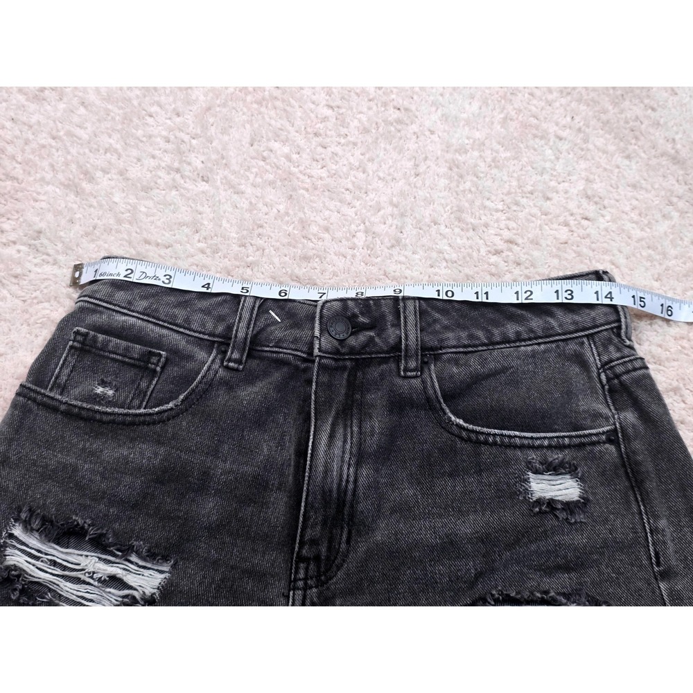 PacSun Womens Distressed Mom Shorts High Rise Faded Black Raw Hem Size 26 - Picture 3 of 9
